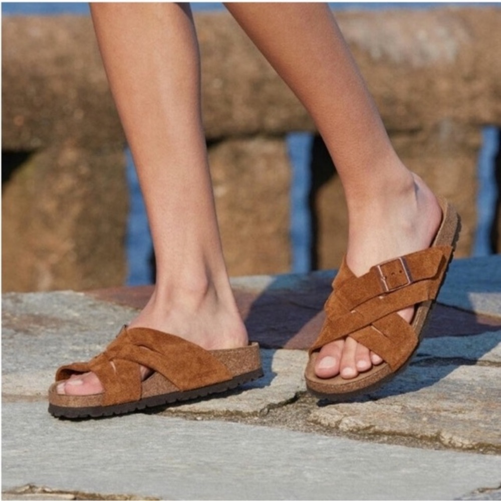 BIRKENSTOCK WOMEN'S LUGANO SOFT FOOTBED MINK 
$145 Women’s 10/ EU 41 - Picture 4 of 6